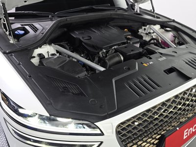 صورة 7 لـ 2021 Genesis GV70