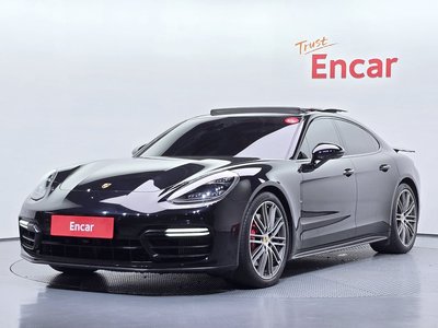 2019 Porsche PANAMERA — фото 1