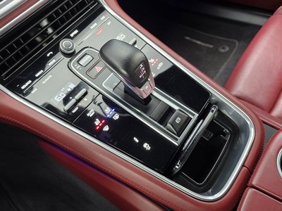 صورة مصغرة 12 لـ 2019 Porsche PANAMERA