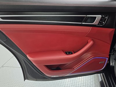 صورة مصغرة 15 لـ 2019 Porsche PANAMERA