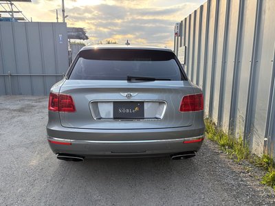 صورة مصغرة 13 لـ 2017 Bentley BENTAYGA