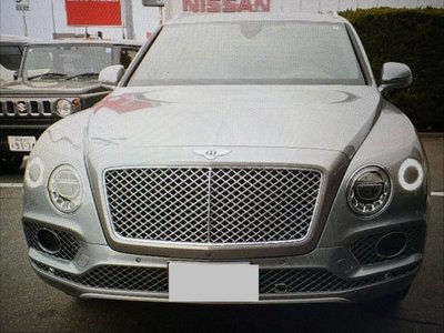BENTLEY BENTAYGA - 4