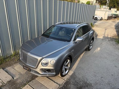 صورة مصغرة 52 لـ 2017 Bentley BENTAYGA