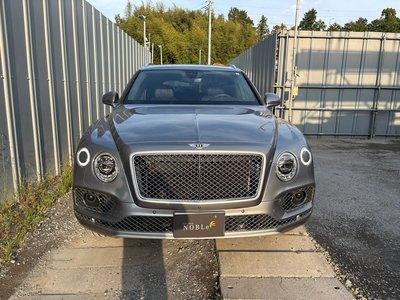 صورة مصغرة 50 لـ 2017 Bentley BENTAYGA