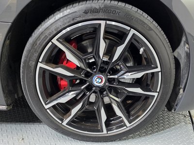 2023 BMW I4 photo 6