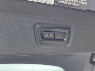 2023 BMW I4 缩略图 27