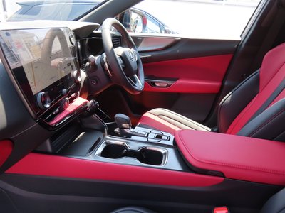 2025 Lexus NX 缩略图 12