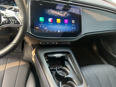 MERCEDES-BENZ E-CLASS - 9