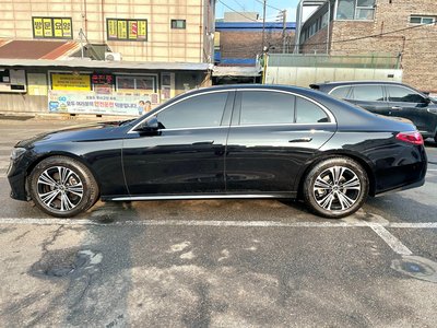 MERCEDES-BENZ E-CLASS - 2