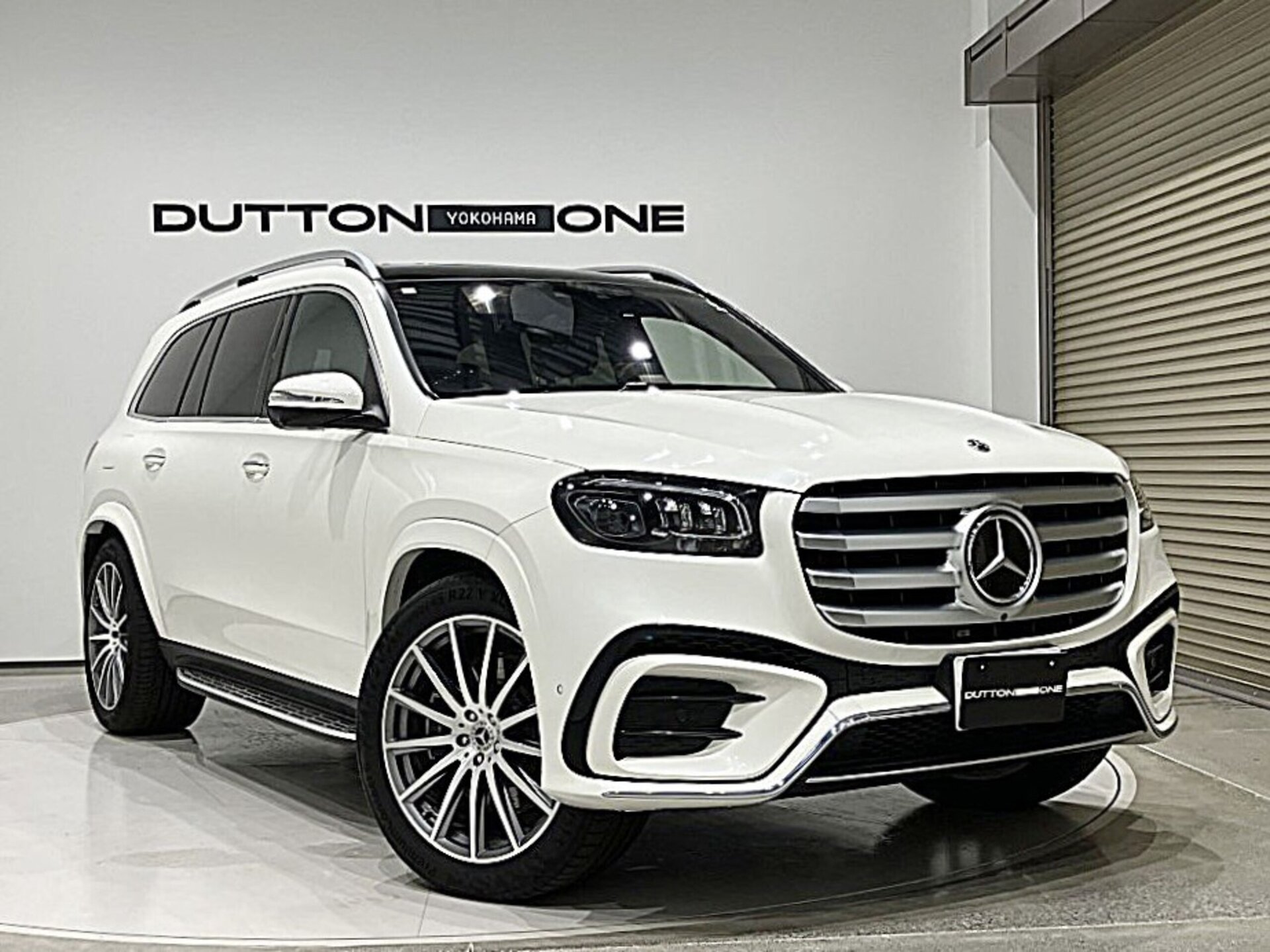 MERCEDES-BENZ GLS - View 1