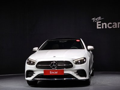 MERCEDES-BENZ E-CLASS - 2