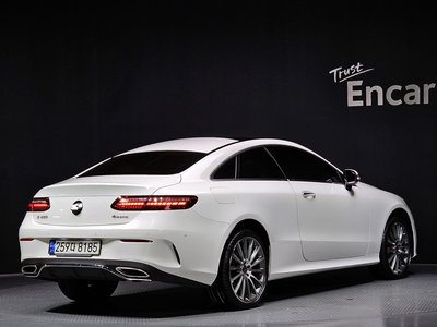 MERCEDES-BENZ E-CLASS - 3