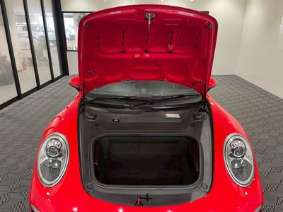 PORSCHE 911 - 8