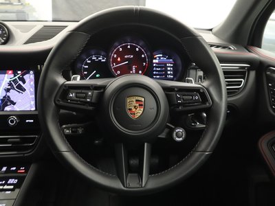 2023 Porsche MACAN — миниатюра 15