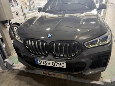 2022 BMW X6 照片 1