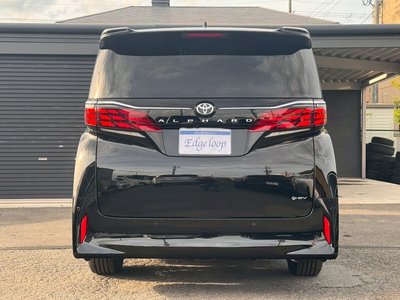 2026 Toyota ALPHARD — фото 7