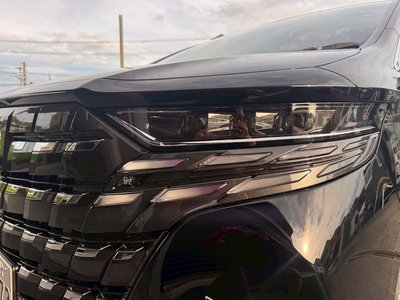 2026 Toyota ALPHARD — миниатюра 11