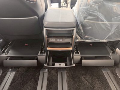 2026 Toyota ALPHARD — миниатюра 56
