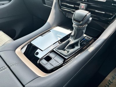 2026 Toyota ALPHARD — миниатюра 39
