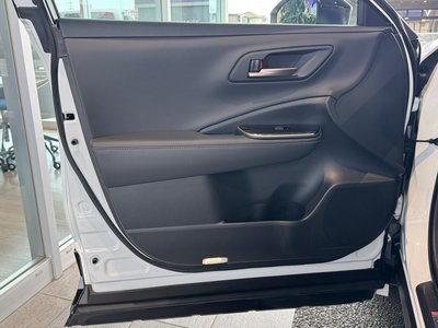 2025 Toyota CROWN SPORT thumbnail 39