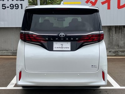 2024 Toyota ALPHARD — фото 6