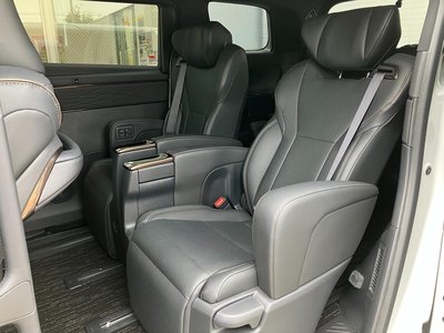 2024 Toyota ALPHARD — миниатюра 13