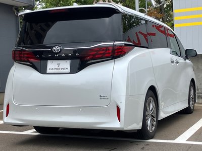 2024 Toyota ALPHARD — фото 5
