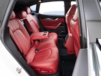 MASERATI LEVANTE - 10