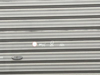 MERCEDES-BENZ EQE AMG - 9