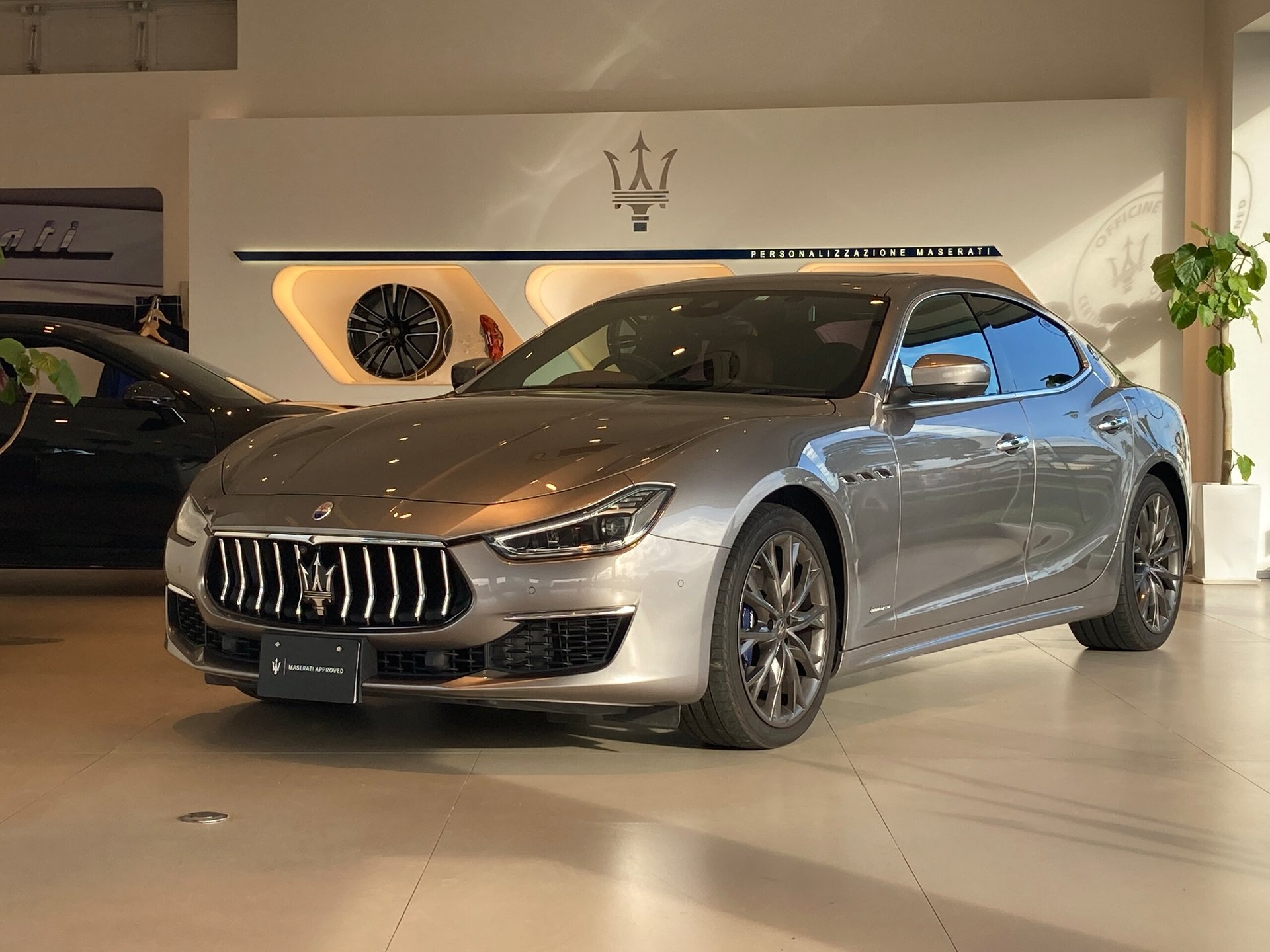 MASERATI GHIBLI - View 1