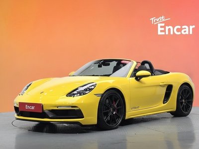 2021 Porsche 718 照片 1
