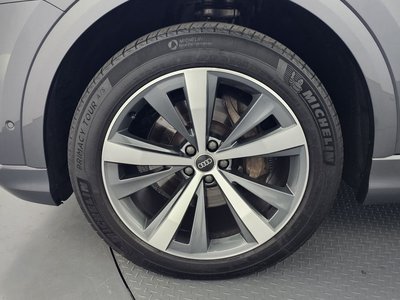 AUDI Q8 - 6