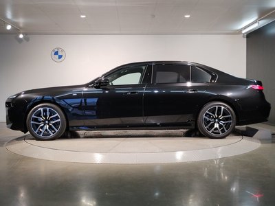 BMW 7 SERIES - 5