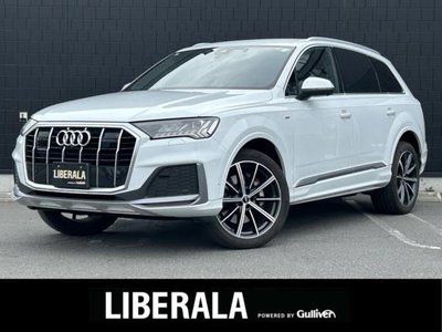 AUDI Q7 - 1