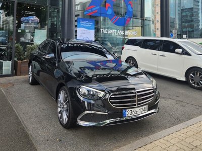 MERCEDES-BENZ E-CLASS - 1