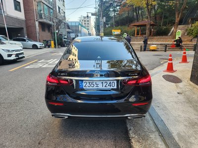 MERCEDES-BENZ E-CLASS - 8