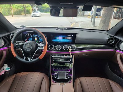 MERCEDES-BENZ E-CLASS - 4