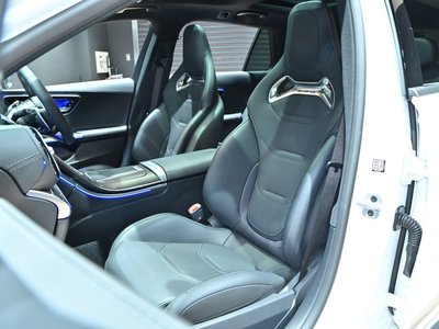 صورة مصغرة 18 لـ 2023 Mercedes-BENZ C-CLASS AMG