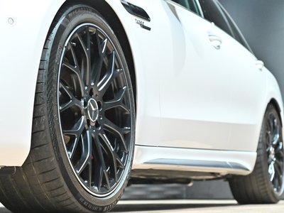 صورة مصغرة 16 لـ 2023 Mercedes-BENZ C-CLASS AMG