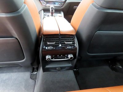 2019 BMW M5 缩略图 16