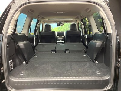 TOYOTA LAND CRUISER PRADO - 10