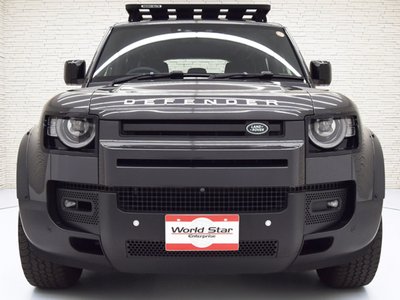 LAND ROVER DEFENDER - 7