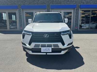 صورة 2 لـ 2025 LEXUS GX