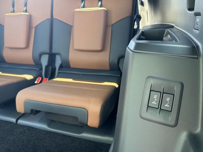 2025 Lexus GX 缩略图 18