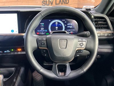 TOYOTA CROWN SPORT - 8