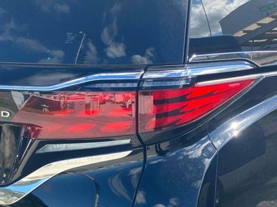 TOYOTA ALPHARD - 8