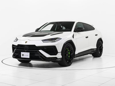 LAMBORGHINI URUS - 3
