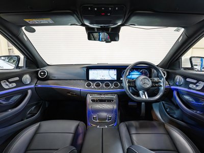 MERCEDES-BENZ E-CLASS - 6