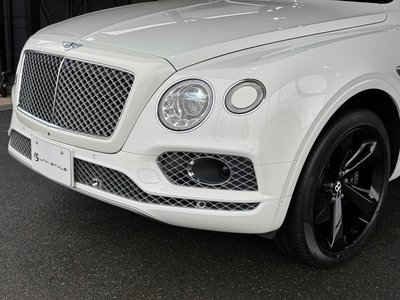 BENTLEY BENTAYGA - 6