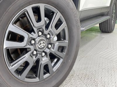 صورة مصغرة 13 لـ 2024 Toyota LAND CRUISER 250